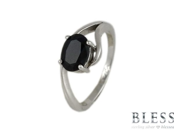 Сребърен пръстен "Естествен сапфир" с покритие от родий черен цвят на бижутерия Blessa цена 125.00лв