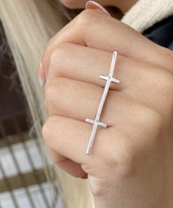 сребърен пръстен Crosses от бижутерия Blessa цена 49.00лв.